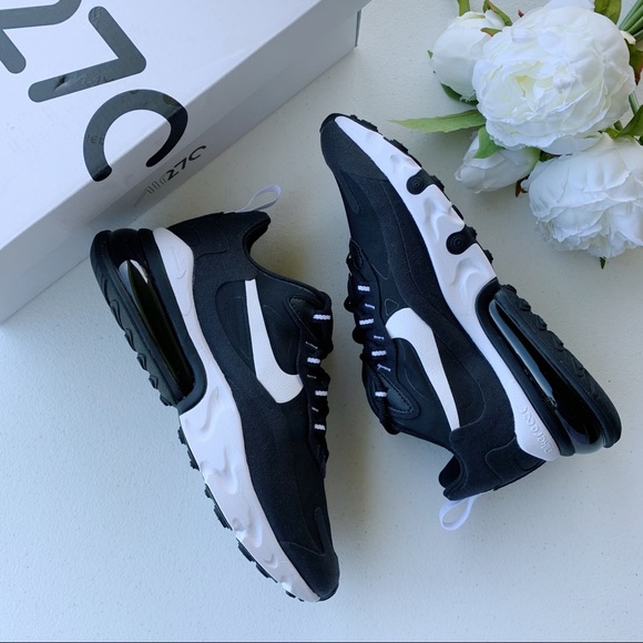 Nike Air Max 270 React Black and White NWT - Picture 4 of 11